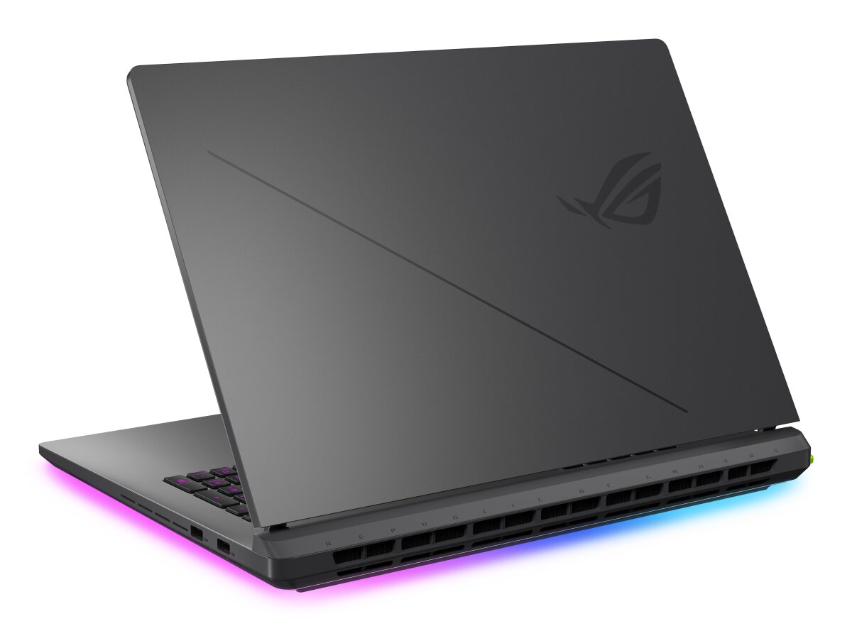 ASUS G815JMR-S8005W