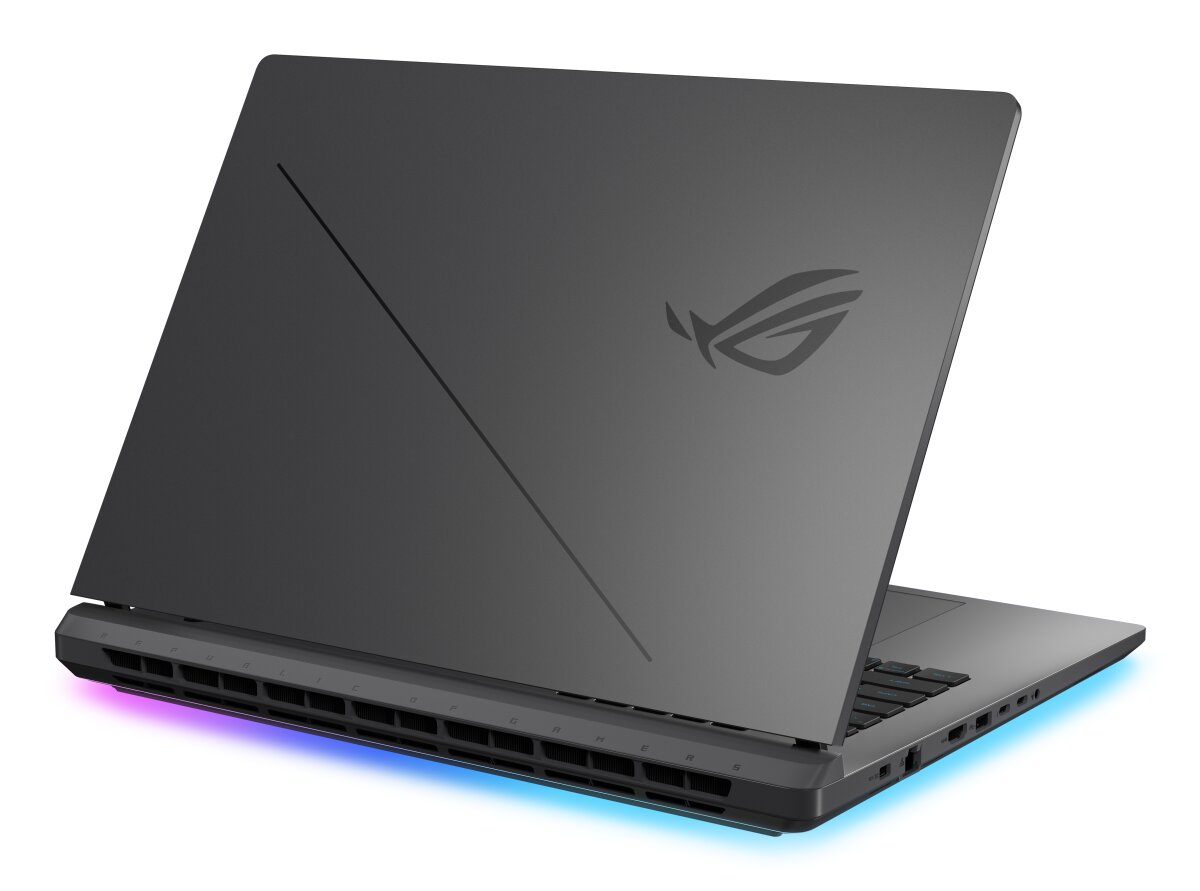 ASUS G815JMR-S8042W