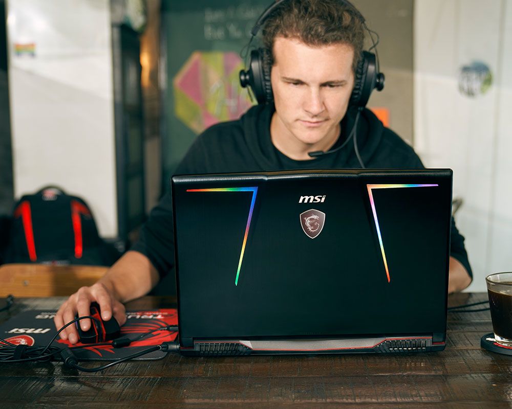 MSI GE63 Raider RGB 9SE-671IT